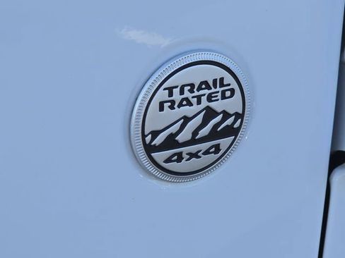 Used 2021 Jeep Wrangler Unlimited Sahara w/ Cold Weather Group image 16