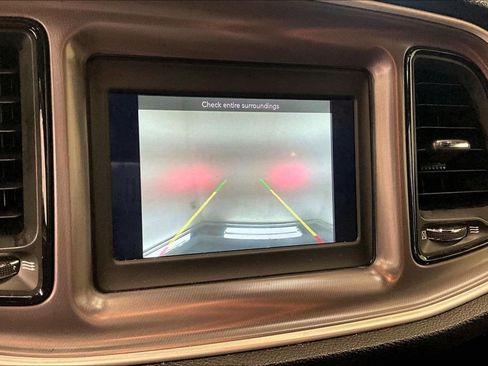 Used 2019 Dodge Challenger SXT image 20