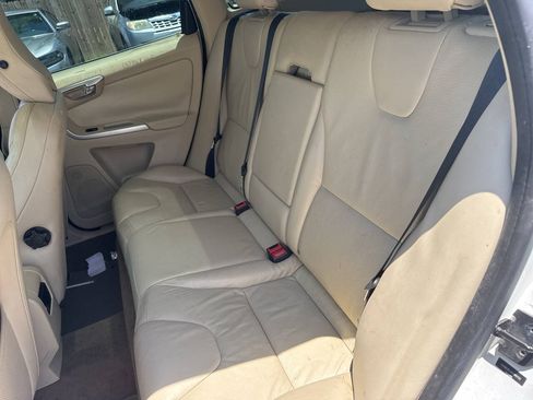 Used 2011 Volvo XC60 3.2 FWD image 11