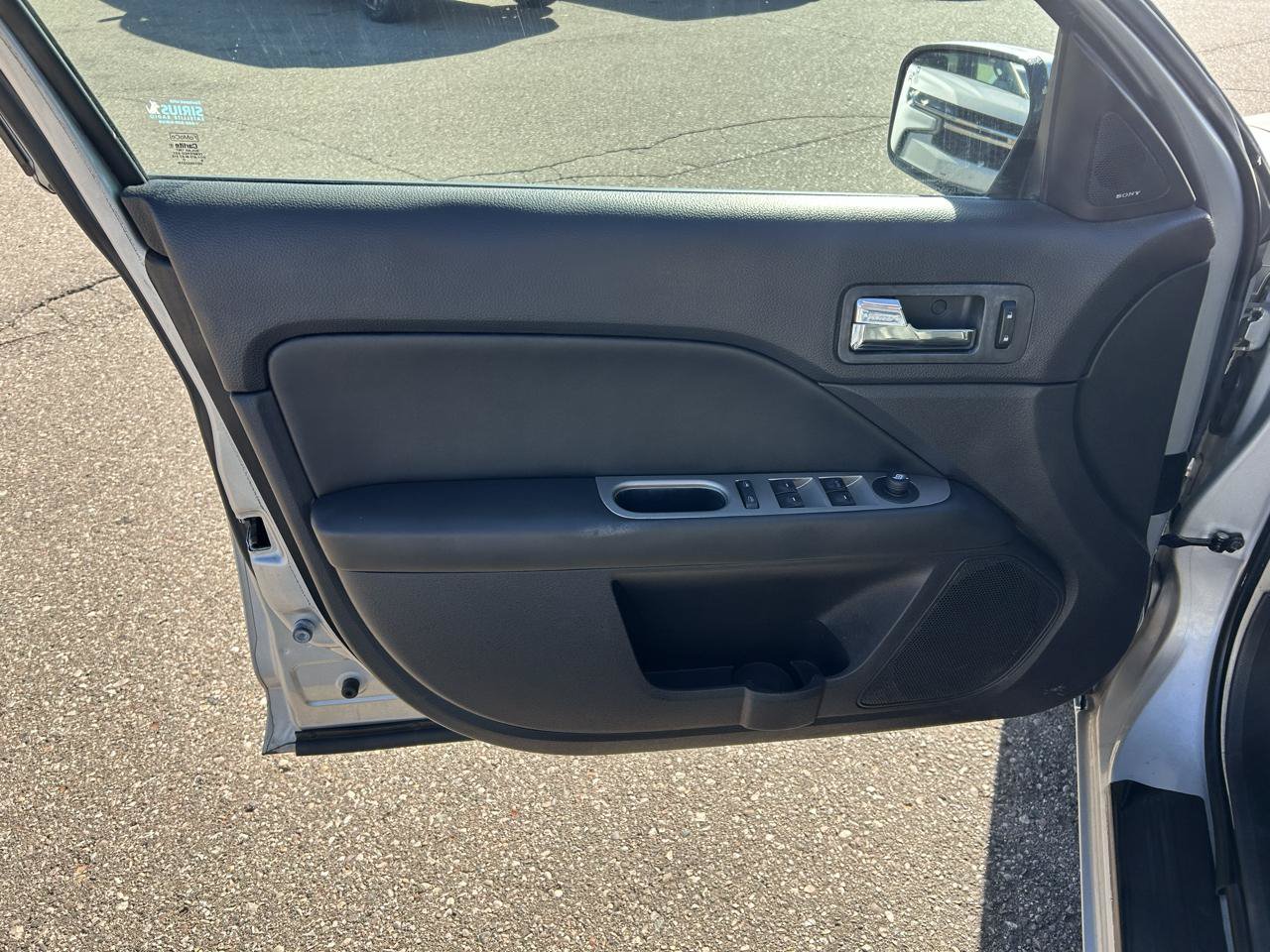 Used 2010 Ford Fusion SEL FWD image 14