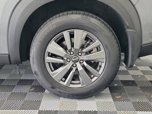 Certified 2022 Nissan Pathfinder SV w/ Cargo Package FWD image 10