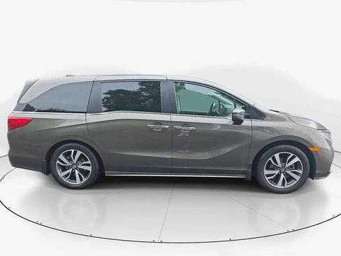 Used 2023 Honda Odyssey Touring image 5