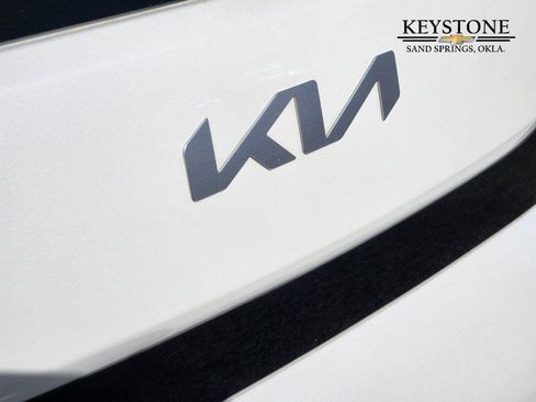 Used 2023 Kia Soul EX image 11