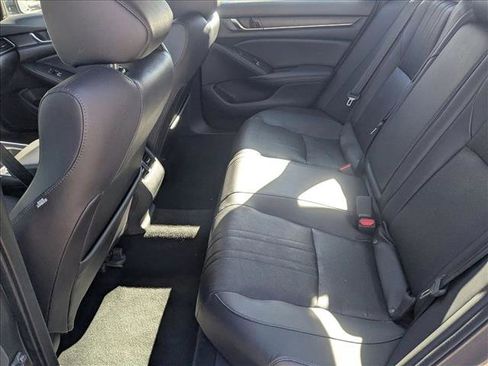 Used 2020 Honda Accord Touring image 19