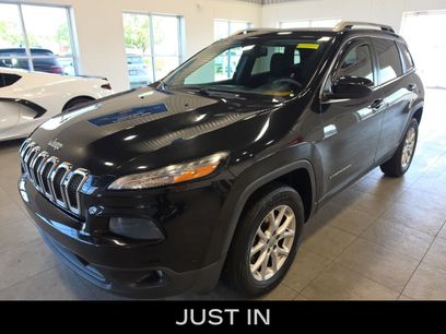 Used 2014 Jeep Cherokee Latitude w/ Comfort/Convenience Group
