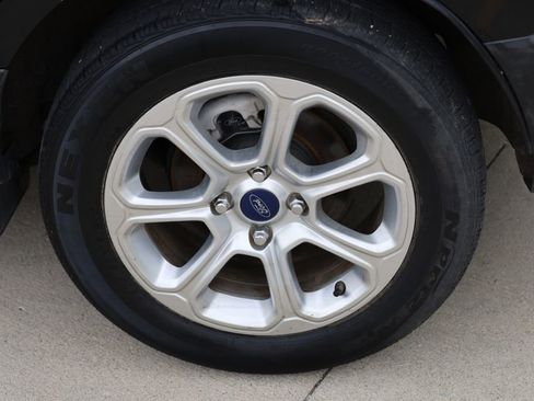 Used 2018 Ford EcoSport SE image 31