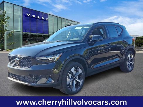 New 2026 Volvo XC40 B5 Plus w/ Protection Package Premier image 3