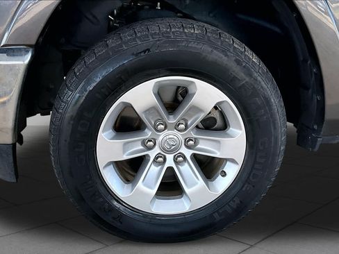 Used 2021 RAM 1500 Laramie w/ Off Road Group AWD/4WD image 11