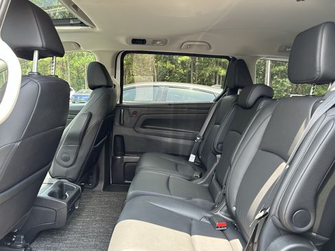 Used 2026 Honda Odyssey EX-L image 14