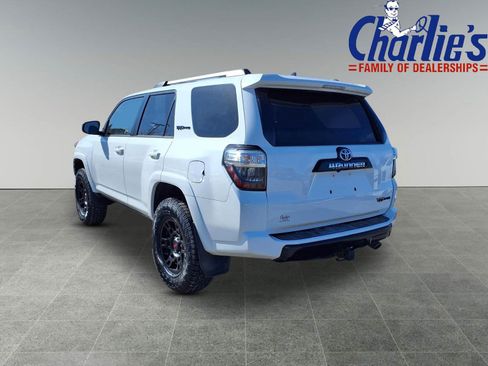 Used 2017 Toyota 4Runner TRD Pro image 5