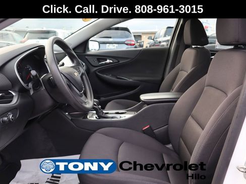 Used 2022 Chevrolet Malibu LT FWD image 10
