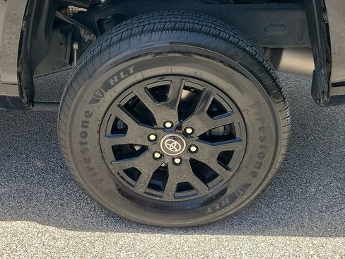 Used 2024 Toyota Tacoma SR5 w/ SR5 Upgrade Package RWD image 5