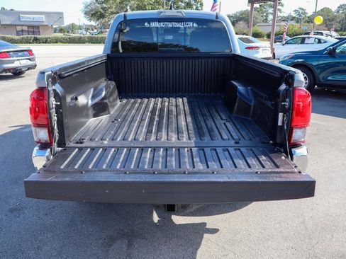 Used 2021 Toyota Tacoma SR5 image 5