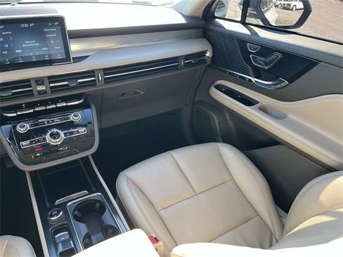 Used 2022 Lincoln Corsair FWD w/ Equipment Group 101A image 15