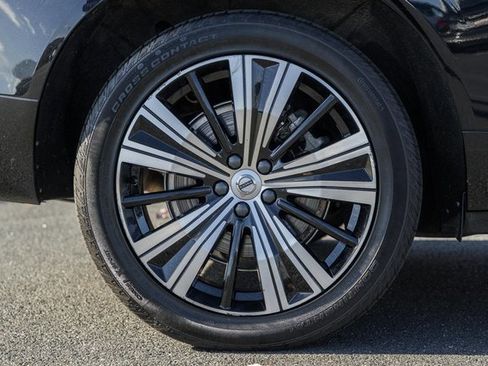 Certified 2022 Volvo XC60 B6 Inscription w/ Advanced Package image 18