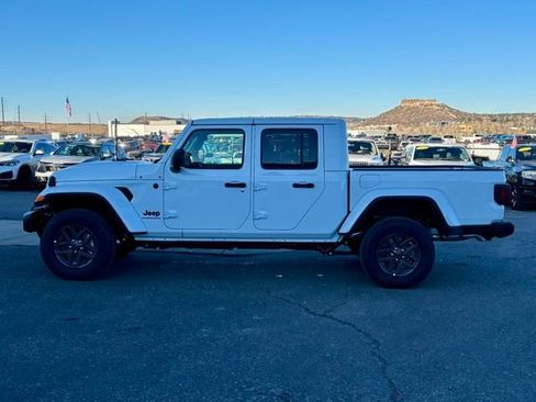 New 2026 Jeep Gladiator Sport image 2