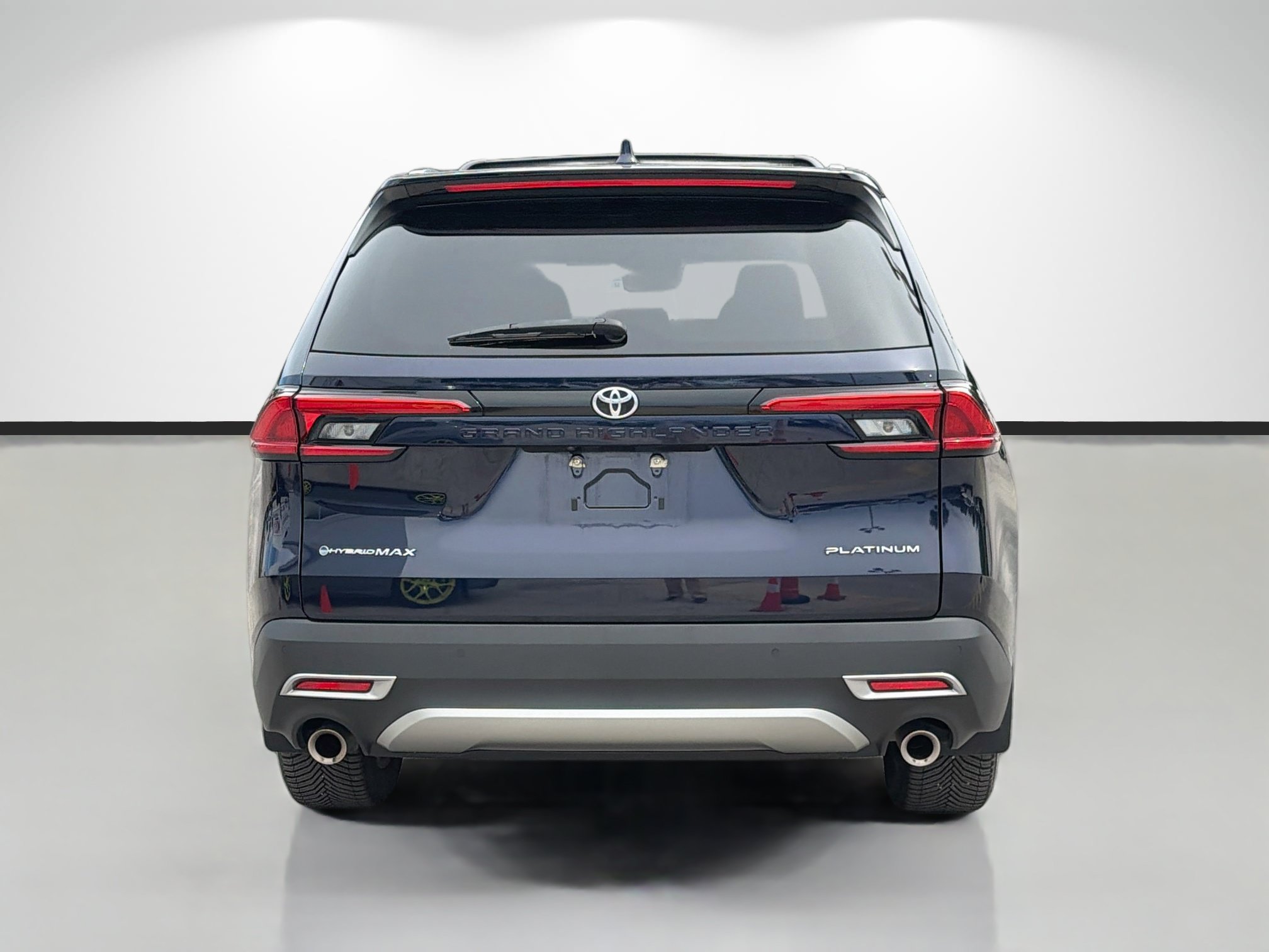 Used 2024 Toyota Grand Highlander AWD Hybrid image 4
