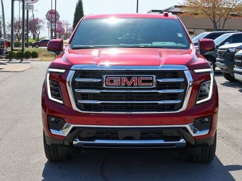 New 2026 GMC Yukon Elevation AWD/4WD image 2