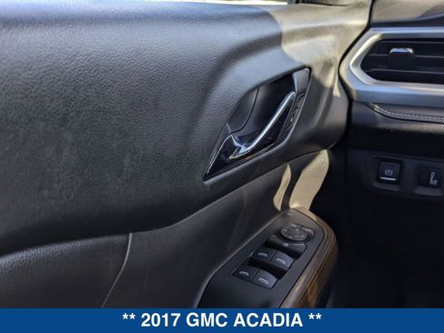Used 2017 GMC Acadia SLE image 25