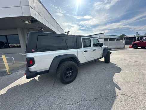 Used 2022 Jeep Gladiator Mojave AWD/4WD image 11