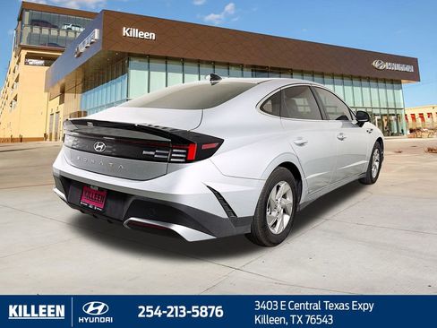Used 2025 Hyundai Sonata SE image 9
