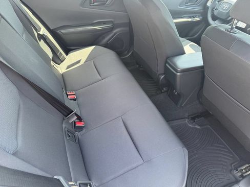 New 2026 Toyota Prius LE FWD image 18