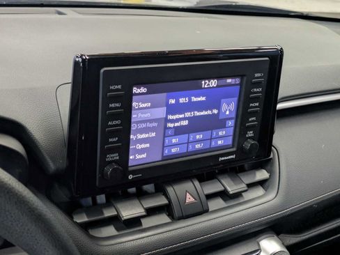 Used 2020 Toyota RAV4 LE w/ All Weather Liner Package AWD/4WD image 31