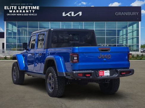 Used 2023 Jeep Gladiator Rubicon w/ Cold Weather Group AWD/4WD image 4