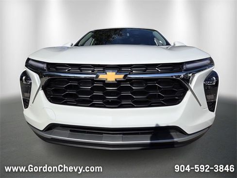 New 2026 Chevrolet Trax LT image 11