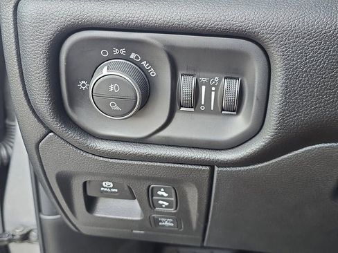 New 2026 RAM 1500 Big Horn AWD/4WD image 19