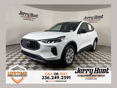 Used 2025 Ford Escape Active image 1