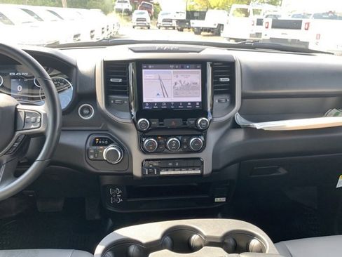 Used 2024 RAM 2500 Tradesman w/ Chrome Appearance Group image 26