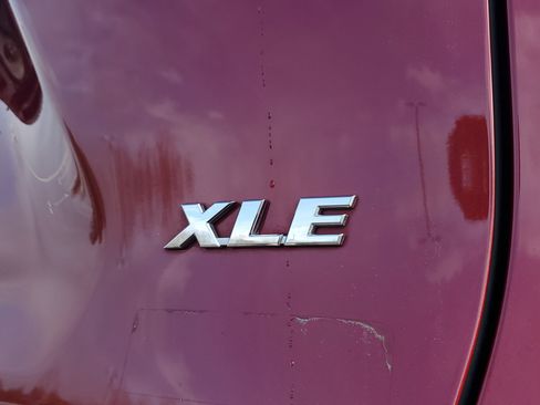 Certified 2021 Toyota RAV4 XLE w/ Convenience Package image 7