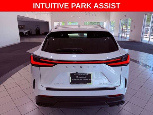 Used 2025 Lexus NX 250 FWD w/ Accessory Package (Z2) image 6