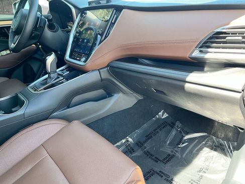 Used 2025 Subaru Outback Touring XT w/ Popular Package #2 AWD/4WD image 31