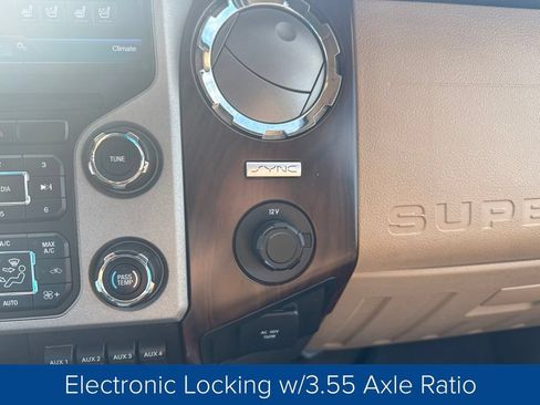 Used 2016 Ford F350 Lariat w/ Lariat Ultimate Package AWD/4WD image 24