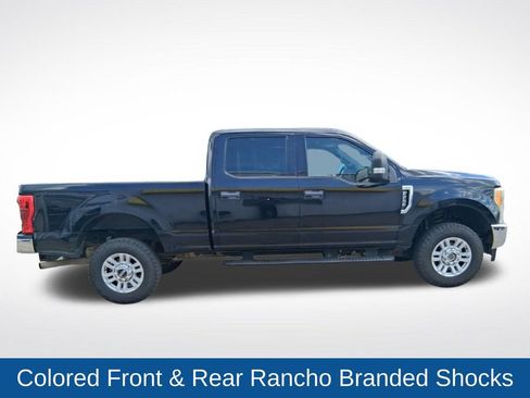 Used 2017 Ford F250 XLT w/ FX4 Off-Road Package AWD/4WD image 9