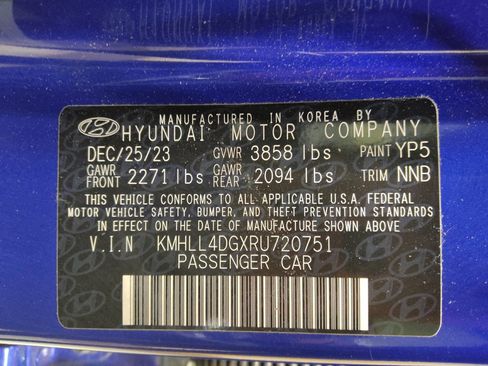 Used 2024 Hyundai Elantra SE FWD image 33