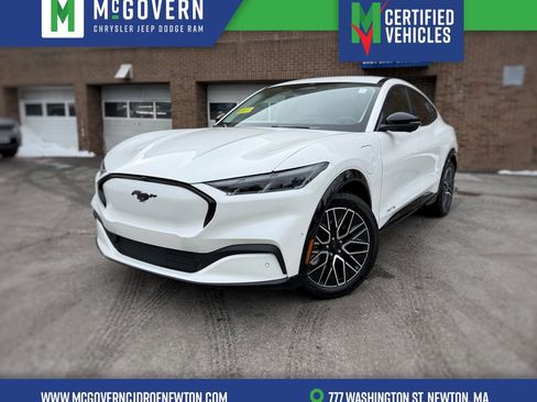 Used 2024 Ford Mustang Mach-E Premium image 1