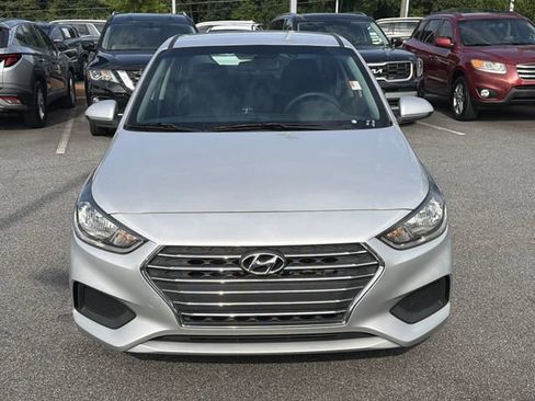 Certified 2022 Hyundai Accent SE FWD image 2