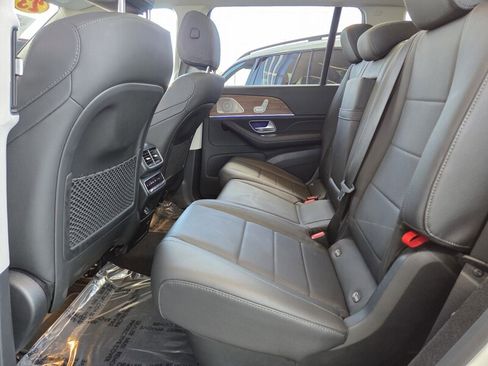Certified 2023 Mercedes-Benz GLS 450 4MATIC image 15