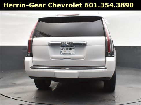 Used 2020 GMC Yukon Denali w/ Denali Ultimate Package image 28