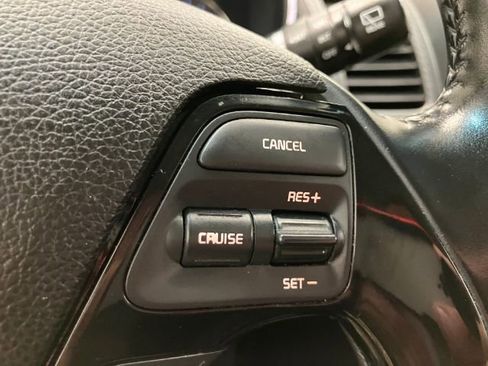 Used 2017 Kia Forte EX FWD image 46