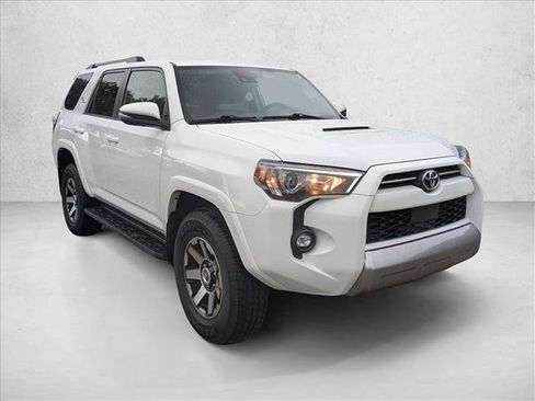 Used 2022 Toyota 4Runner TRD Off-Road Premium AWD/4WD image 3