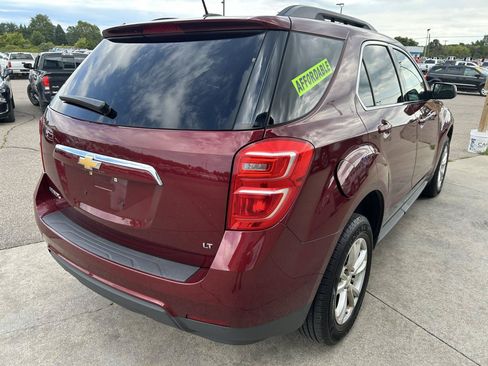 Used 2017 Chevrolet Equinox LT w/ Convenience Package FWD image 5