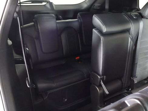 Used 2024 Mitsubishi Outlander SE image 37