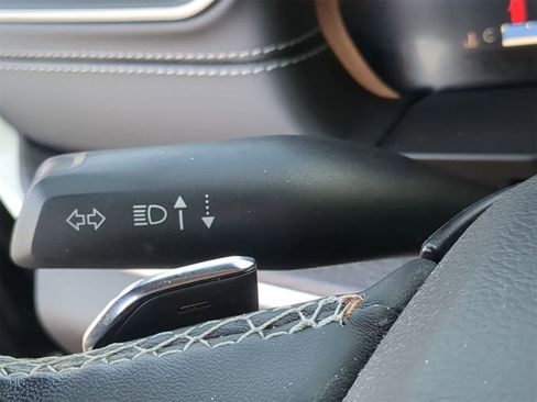 Certified 2022 Jeep Grand Cherokee L Limited image 28