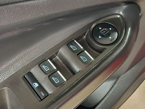 Used 2019 Ford Escape SEL image 42