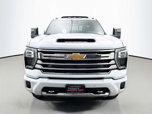 New 2026 Chevrolet Silverado 3500 High Country w/ High Country Premium Package image 2