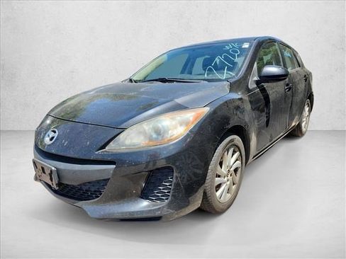 Used 2013 MAZDA MAZDA3 i Touring w/ Preferred Equipment Pkg FWD image 1
